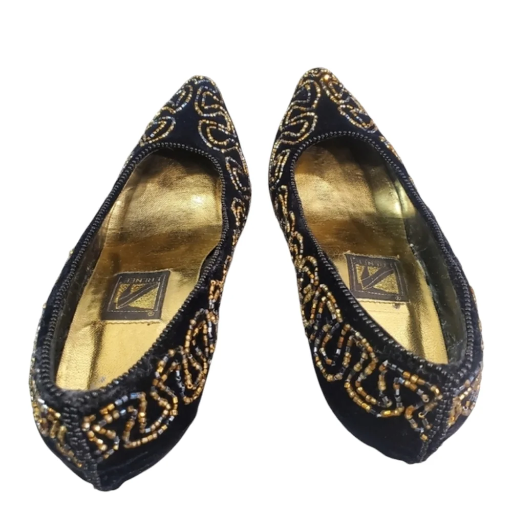 Vintage J.Renee Heels Womens Size 5.5 M Black Velvet Rhinestones Embellished